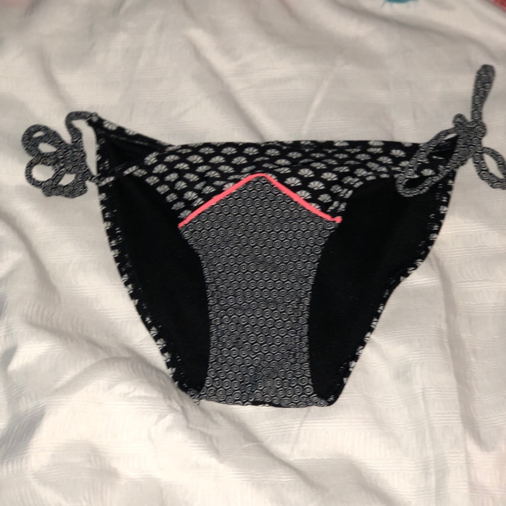 Bathing suit bottom